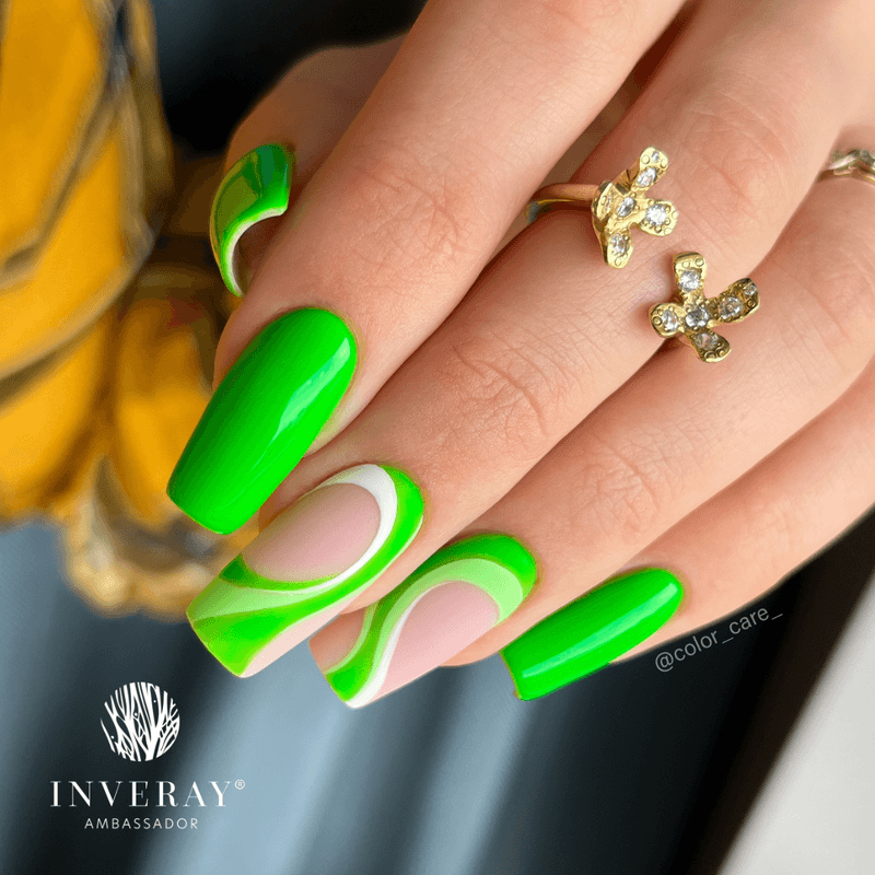 Gel Nail Polish 137 - Parakeet Paradise
