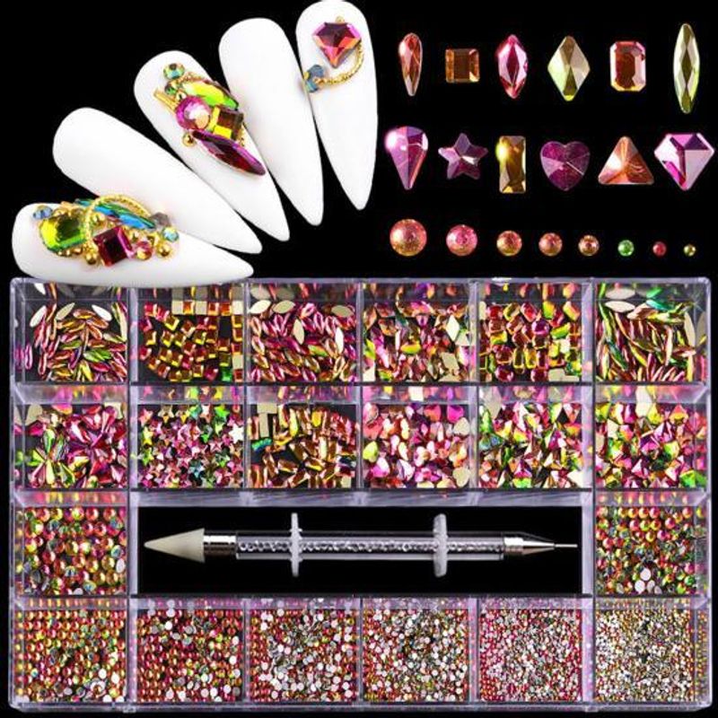Negledekor – Flerfargede rhinestones i ulike former